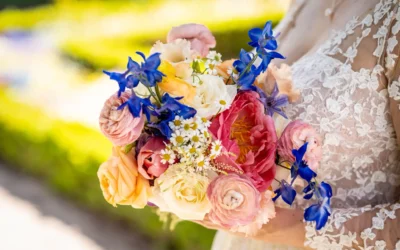 Colorful Wedding Vibes – Eine farbenfrohe Traumhochzeit in der Eventscheune im Acantus Hotel