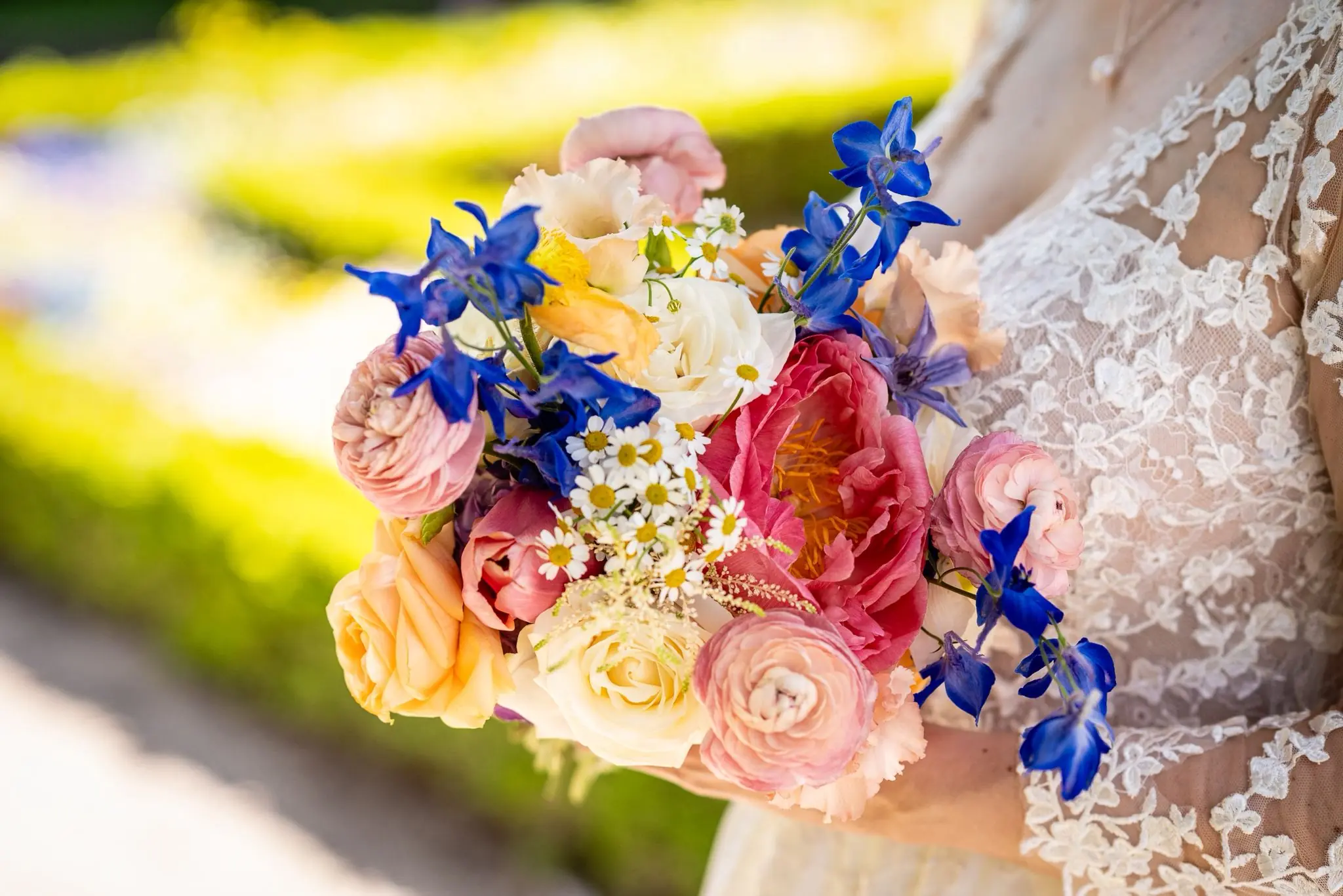 Bunter Brautstrauß Colorful Wedding Acantus Hotel