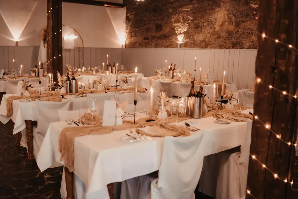 Hochzeitsdekoration im Winzerhof Stahl