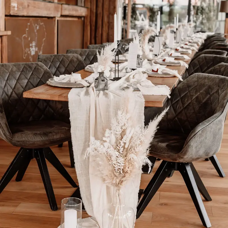 Tischdeko Boho Clean auf Holztisch